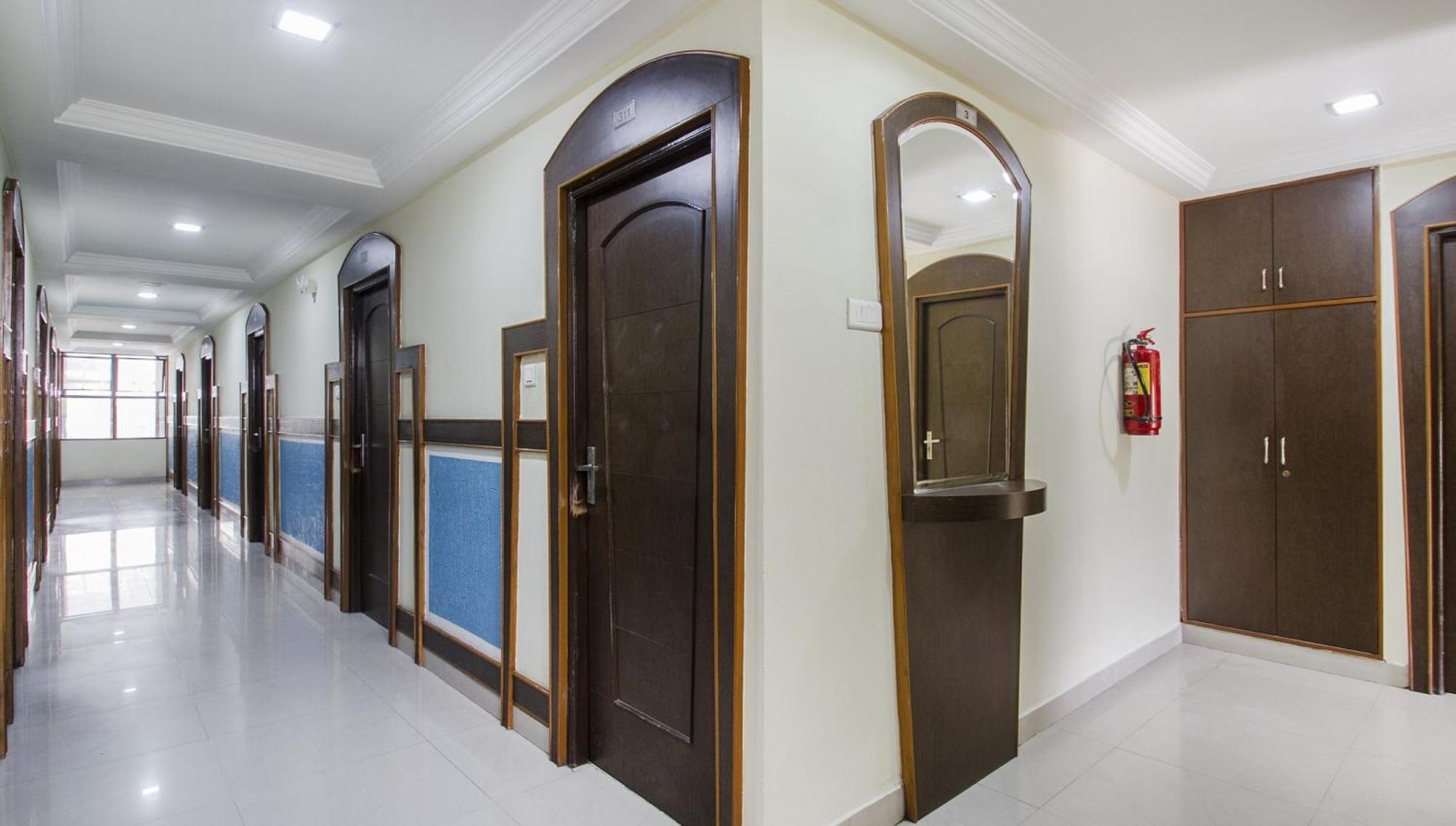 Hotel O Surya Residency Hyderabad Luaran gambar